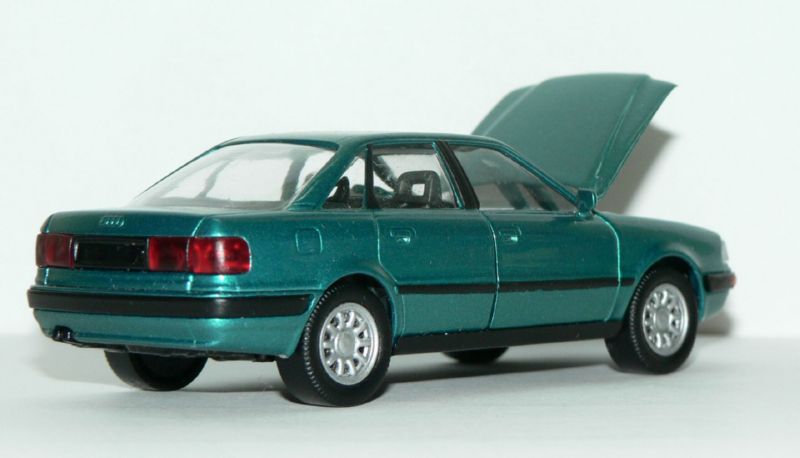 Audi 80